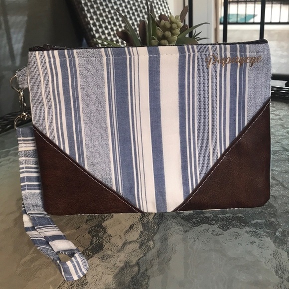Handmade Striped Blue & White Wristlet Bag - Picture 1 of 4
